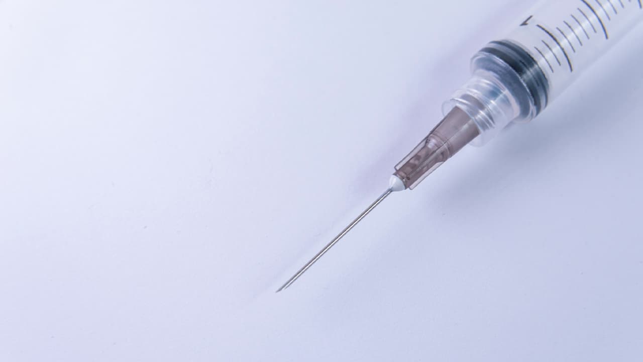 EFEITO DA OZONIOTERAPIA ATRAVÉS DO USO ÓLEO OZONIZADO NO REPARO DE ÚLCERAS: ESTUDO EXPERIMENTAL