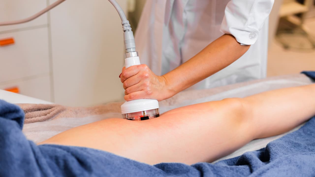 Effects of Ultracavitation and Radiofrequency on Abdominal Adiposity